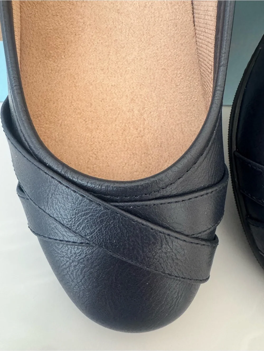 Life Stride Loyal NavyWomen's  Ballet Flats with Crossover Detail US 8 - Picture 3 of 8