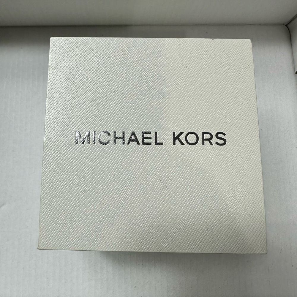 Michael Kors Mini Parker Rose Gold Watch - MK6352 EUC - Battery Replaced -A709 - Picture 7 of 9