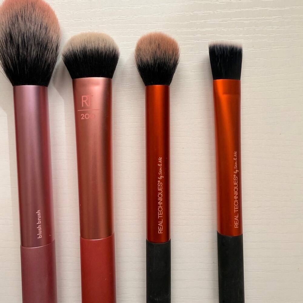 Real Techniques Makeup Brush Bundle Lot Face Brushes Blush Buffing Setting - Picture 4 of 4