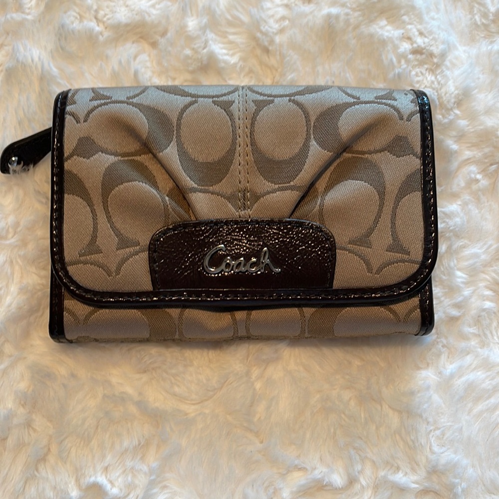 Coach Signature Canvas Continental Wallet in Khaki/Chocolate