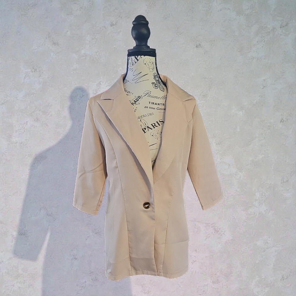 SHEIN‎ Classic Beige Blazer