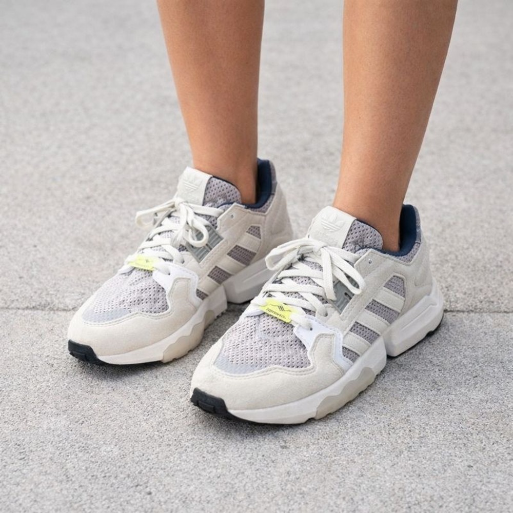 WOMENS ZX TORSION ADIDAS - NEW!