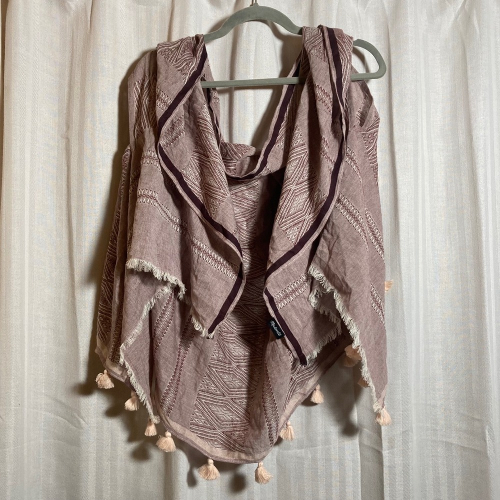 Madewell Womens Geometric Jacquard Tassel Cape Scarf Poncho Wrap Mauve‎ Burgundy