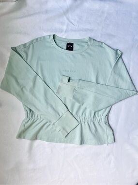 Oakley Mint Green women’s Luxe Crewneck sweater L