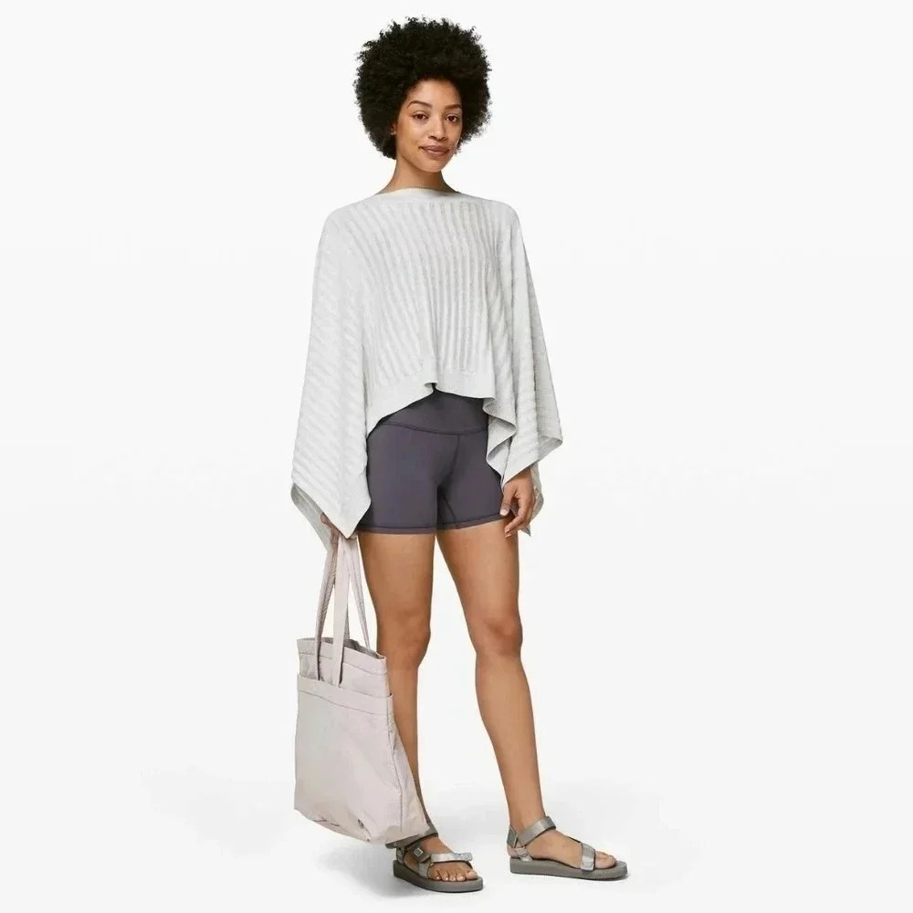 Lululemon Forward Flow Poncho  Heathered Core Ultra Light Grey  OS - Picture 2 of 15