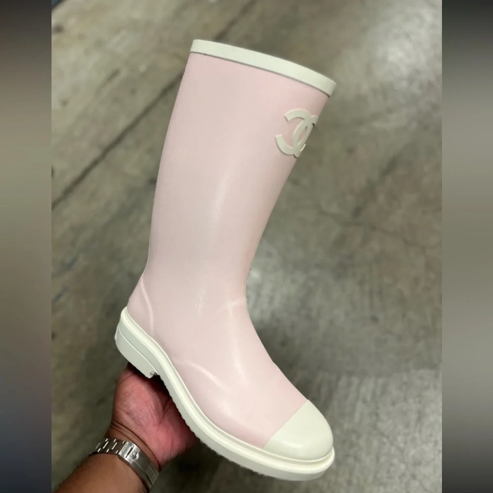 CHANEL Women's Rain Boots Pink - Picture 4 of 8