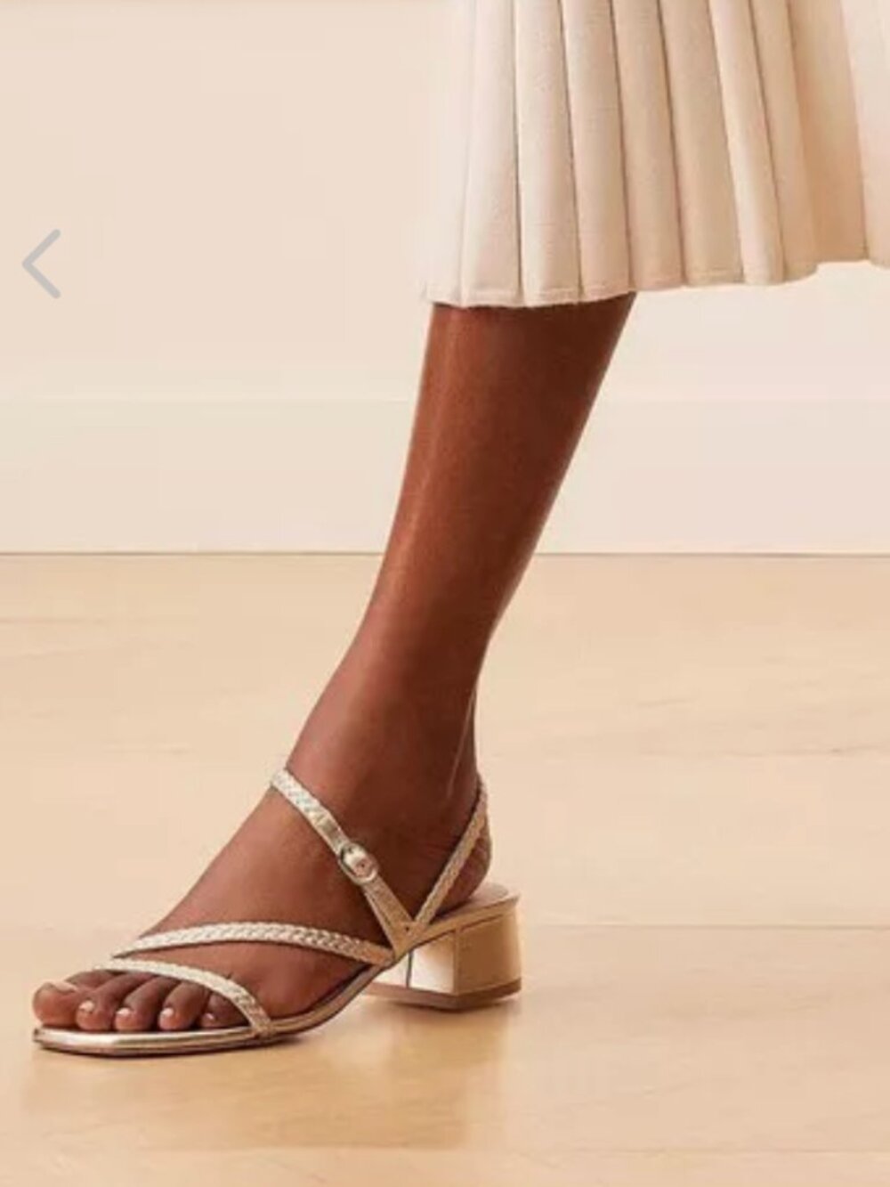 Stuart Weitzman 35mm Gold woven sandal, size 8