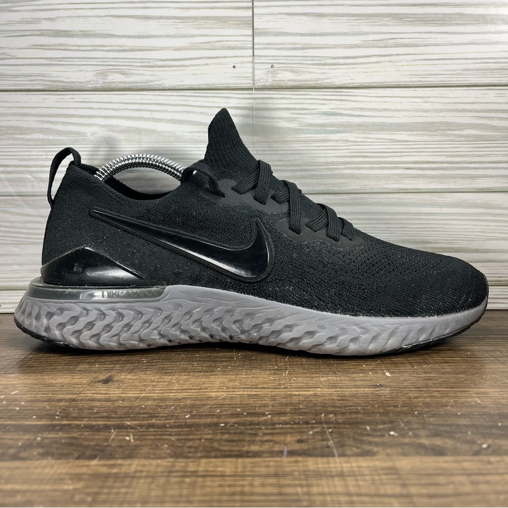 Nike‎ Epic React Flyknit 2 Men’s Black Shoes - Men’s Size 9