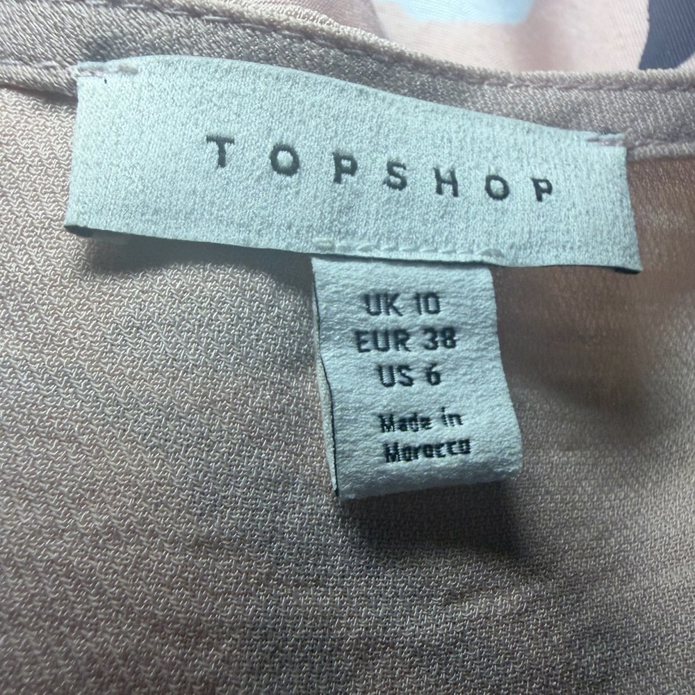 NWOT Top Shop Pink Blush Pendulum Puff Sleeve V-Neck Top Size 6. - Picture 4 of 6