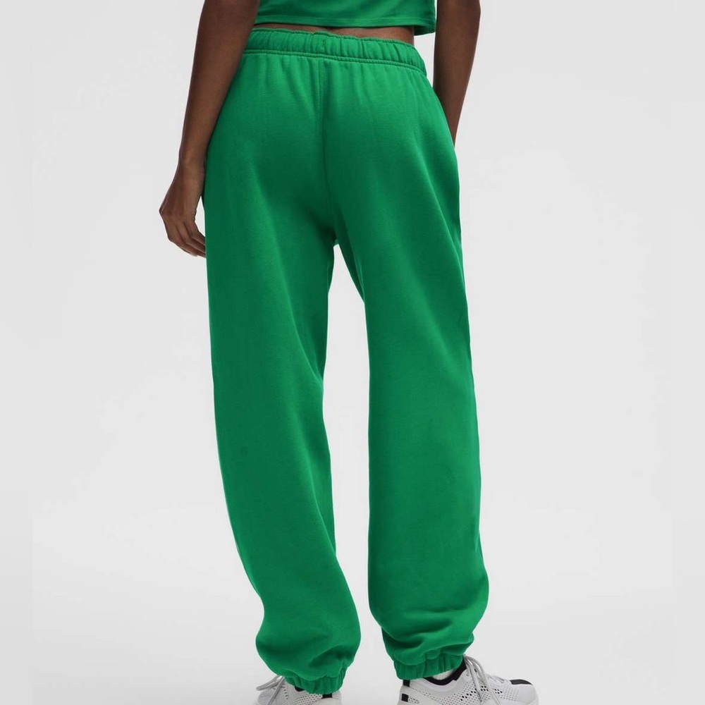 lululemon athletica Green Sweatpants - Picture 2 of 8