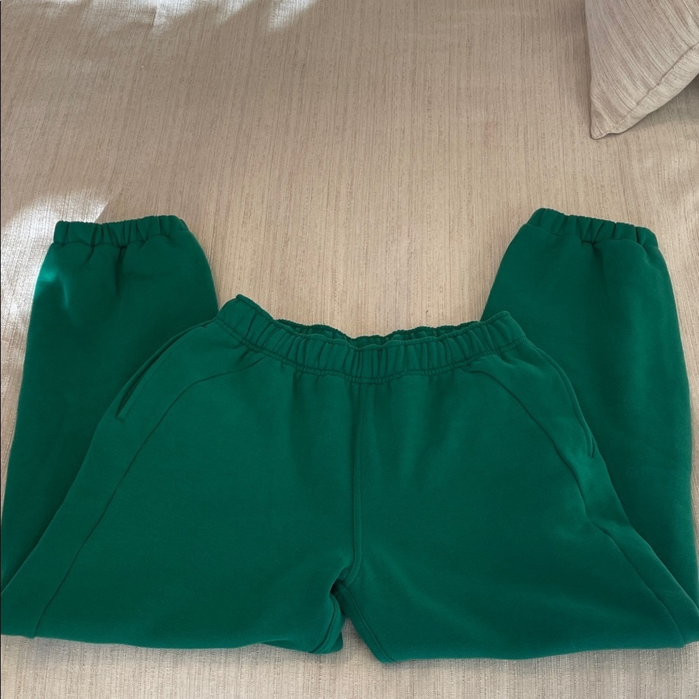 lululemon athletica Green Sweatpants - Picture 4 of 8