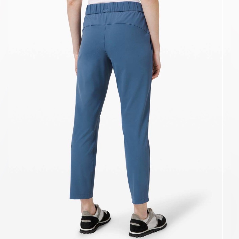 Lululemon Athletica On the fly Pants - Picture 5 of 9