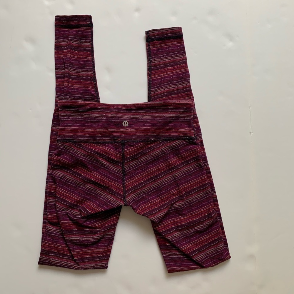Lululemon legging - Picture 3 of 8