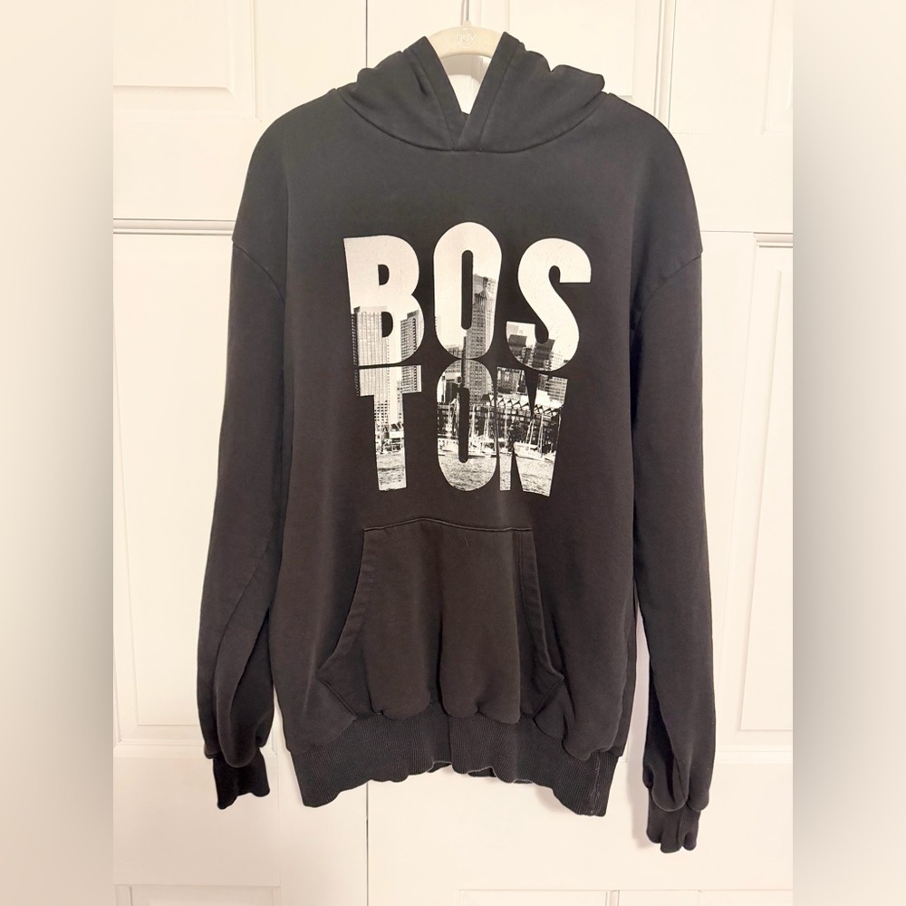 Primark Boston Graphic Hoodie Black Pullover Sweatshirt Women's Medium