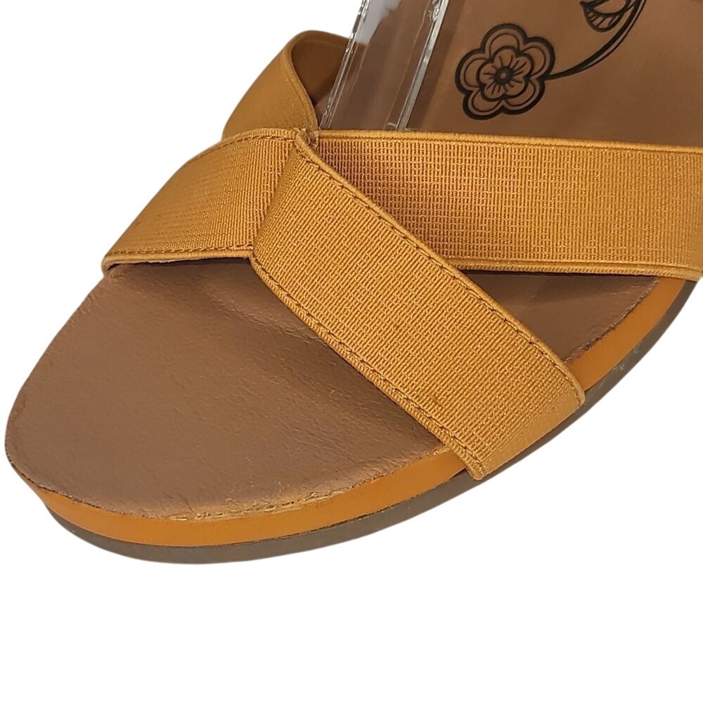 Mootsies Tootsies Wedge Sandal - Picture 10 of 14