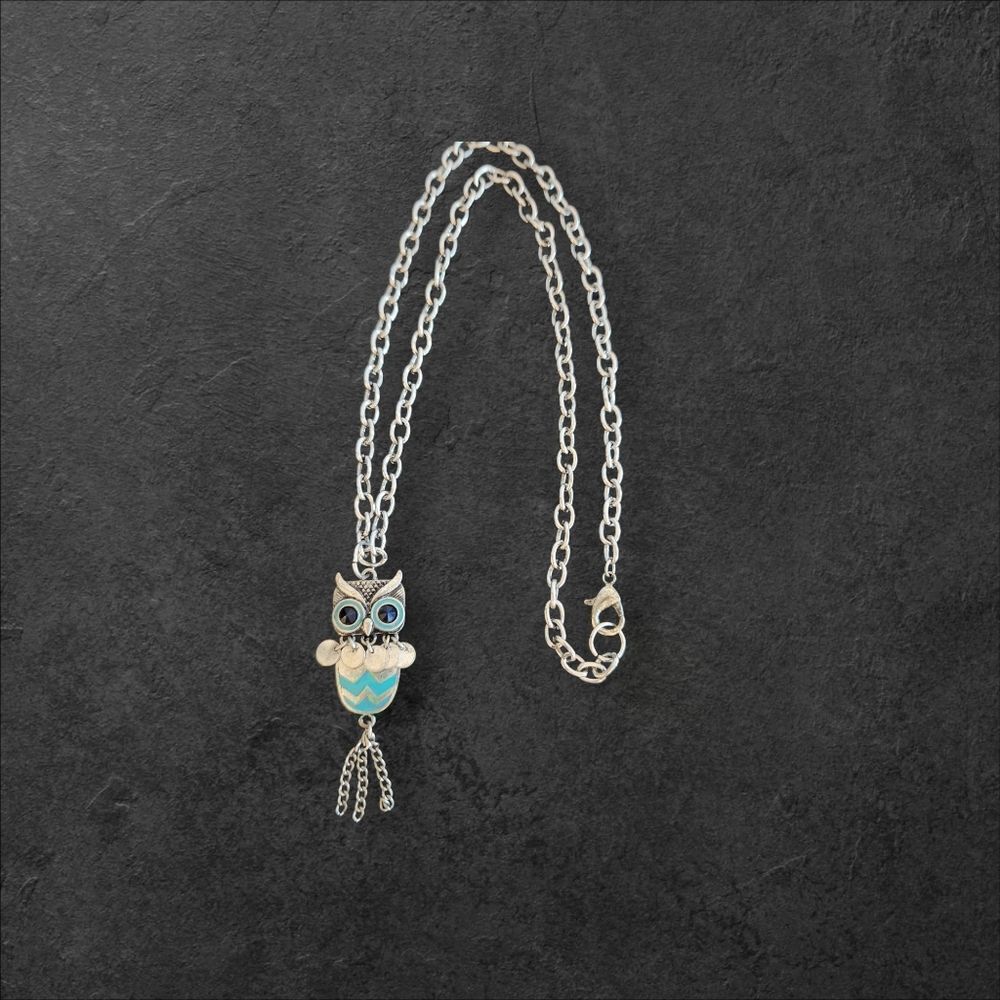 Unbranded Silvertone Owl Dangle Pendant Necklace Fashion Jewlery