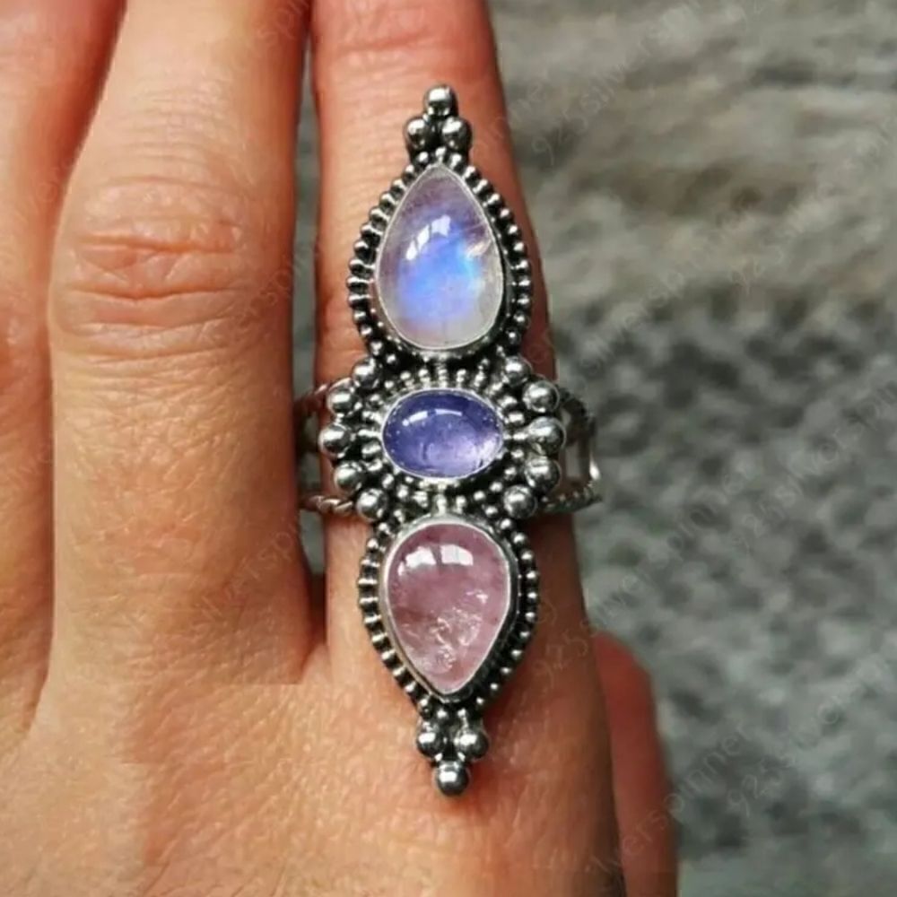 Exquisite Mosaic Ring Silver Plated Inlaid with Synthetic Gems - Picture 7 of 9