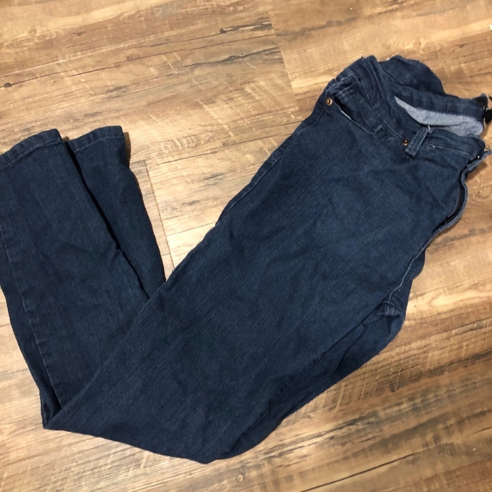 3/$15 🤗 Forever 21 slim fit jeans