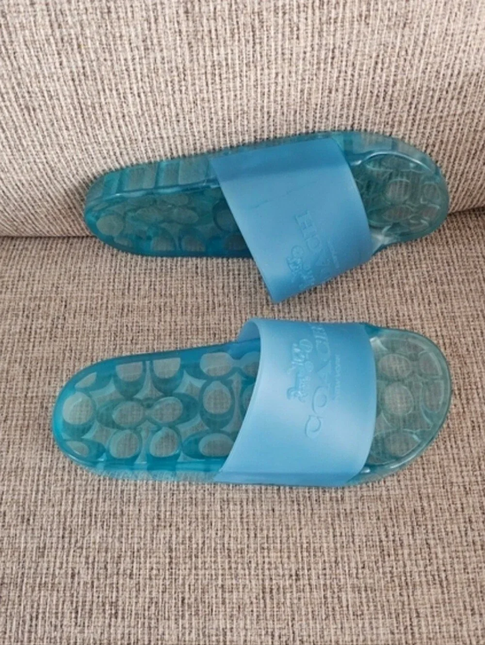 Coach Ulyssa Slide Size 6 - Picture 3 of 8