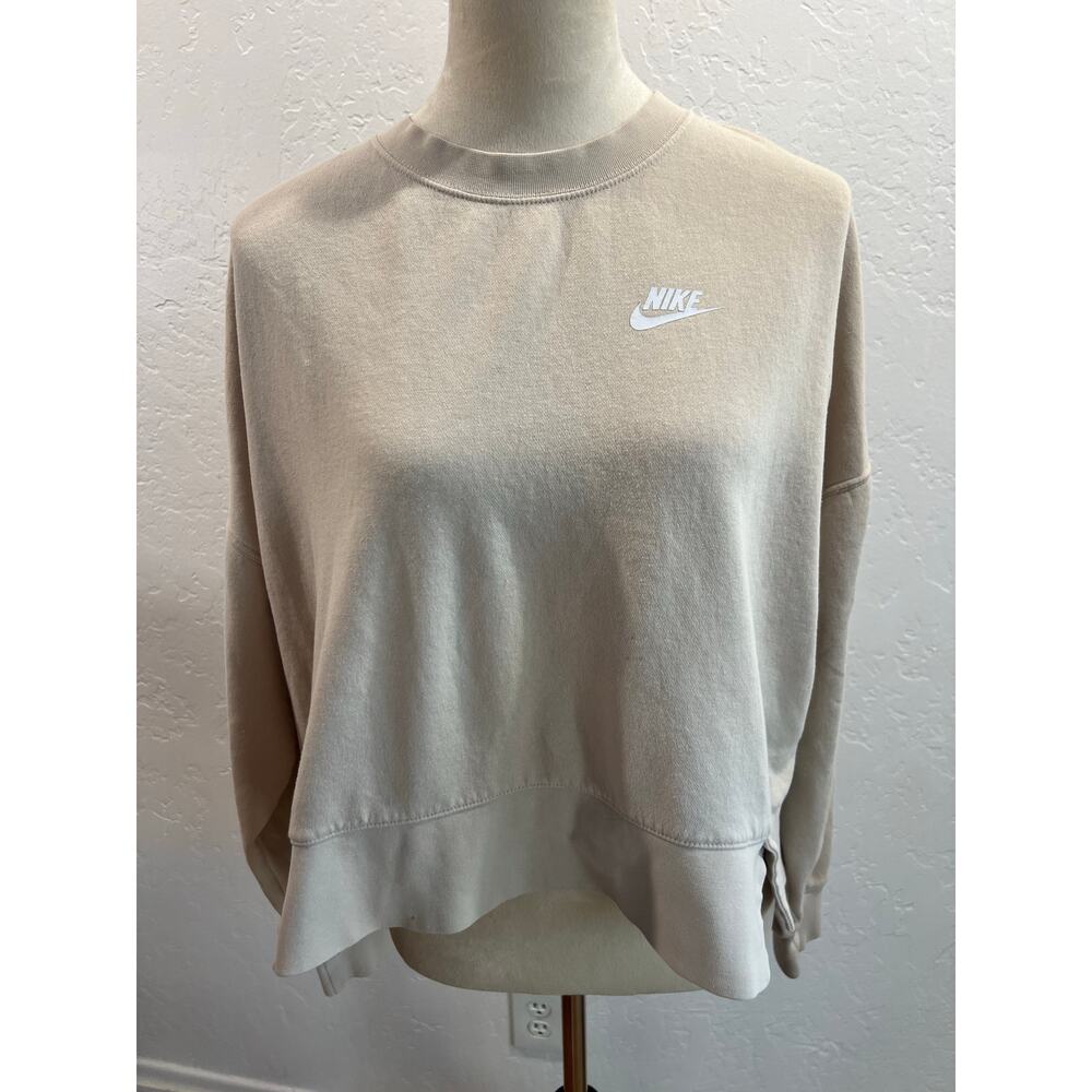 Nike Women’s Fleece Crewneck Sweatshirt Tan Size M Logo Pullover - Picture 6 of 9
