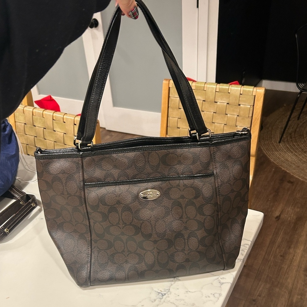 Coach Peyton Signature Pocket Tote Black and Brown Signature