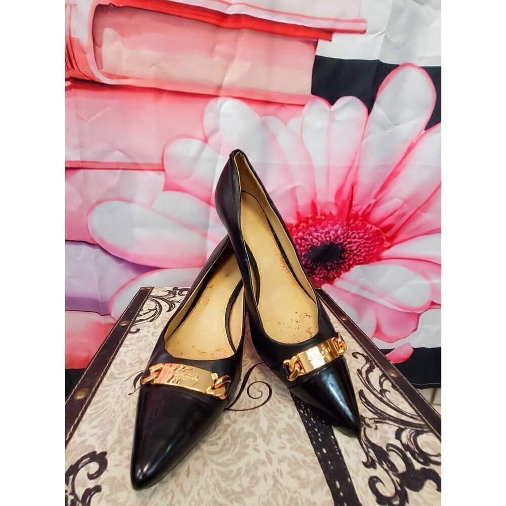 Coach pumps 