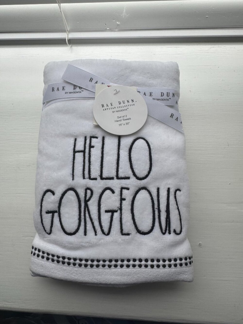 Rae Dunn by Magenta Hello Gorgeous White Hand Towel Set New with Tags