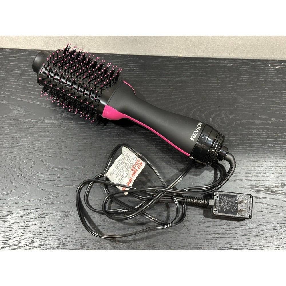 REVLON One-Step Hair Dryer And Volumizer Enhanced RvDR5222 EUC