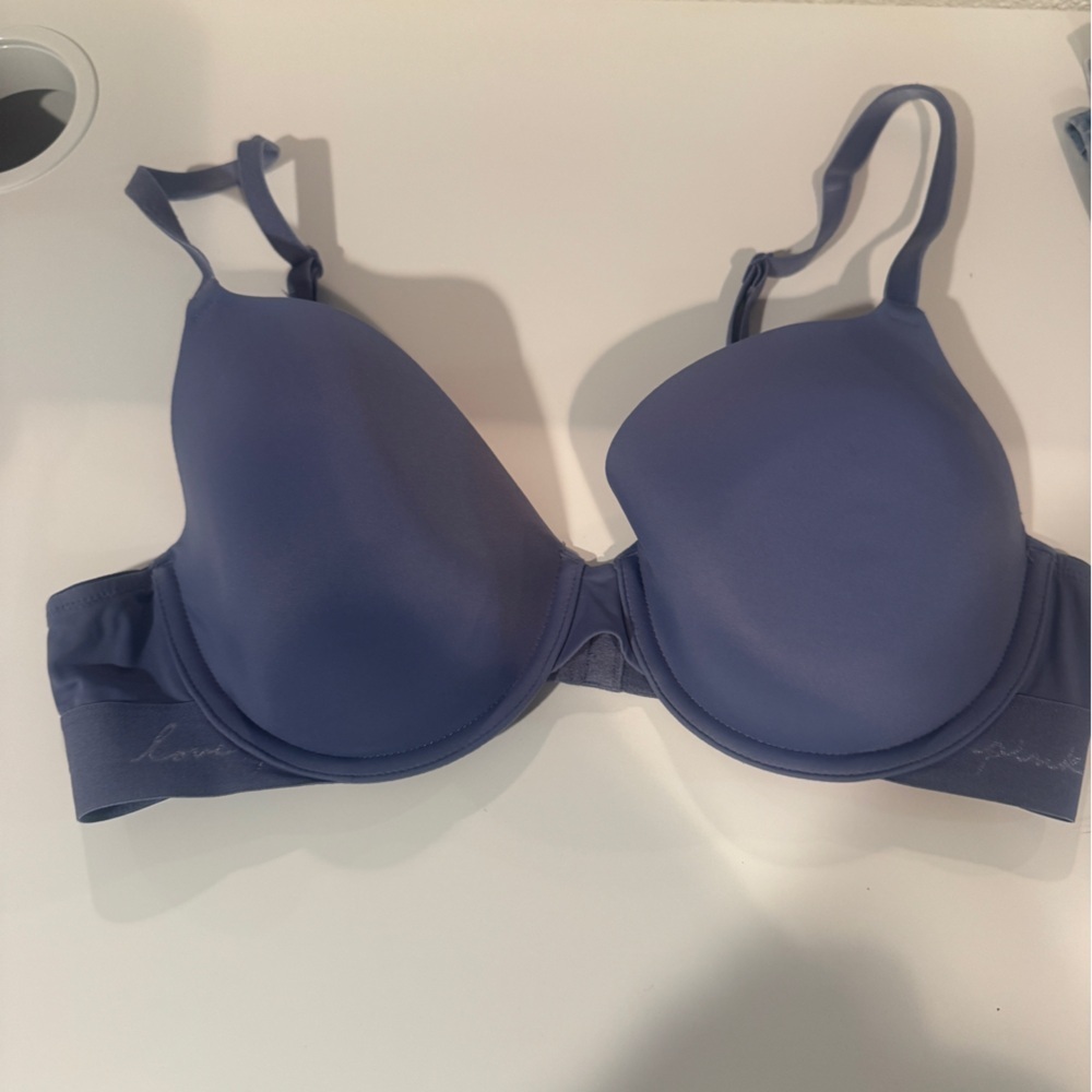 PINK Victoria's Secret Deep Blue bra