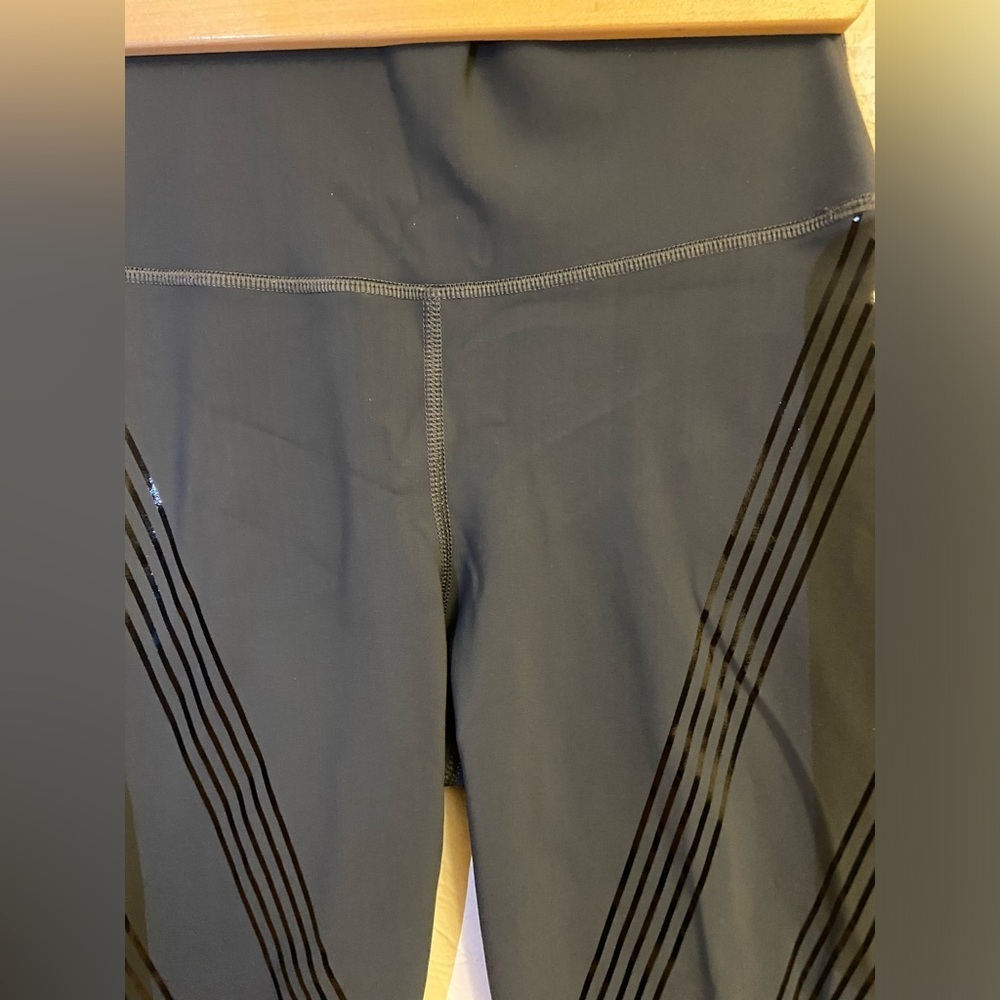 Legging Alo - Picture 2 of 16