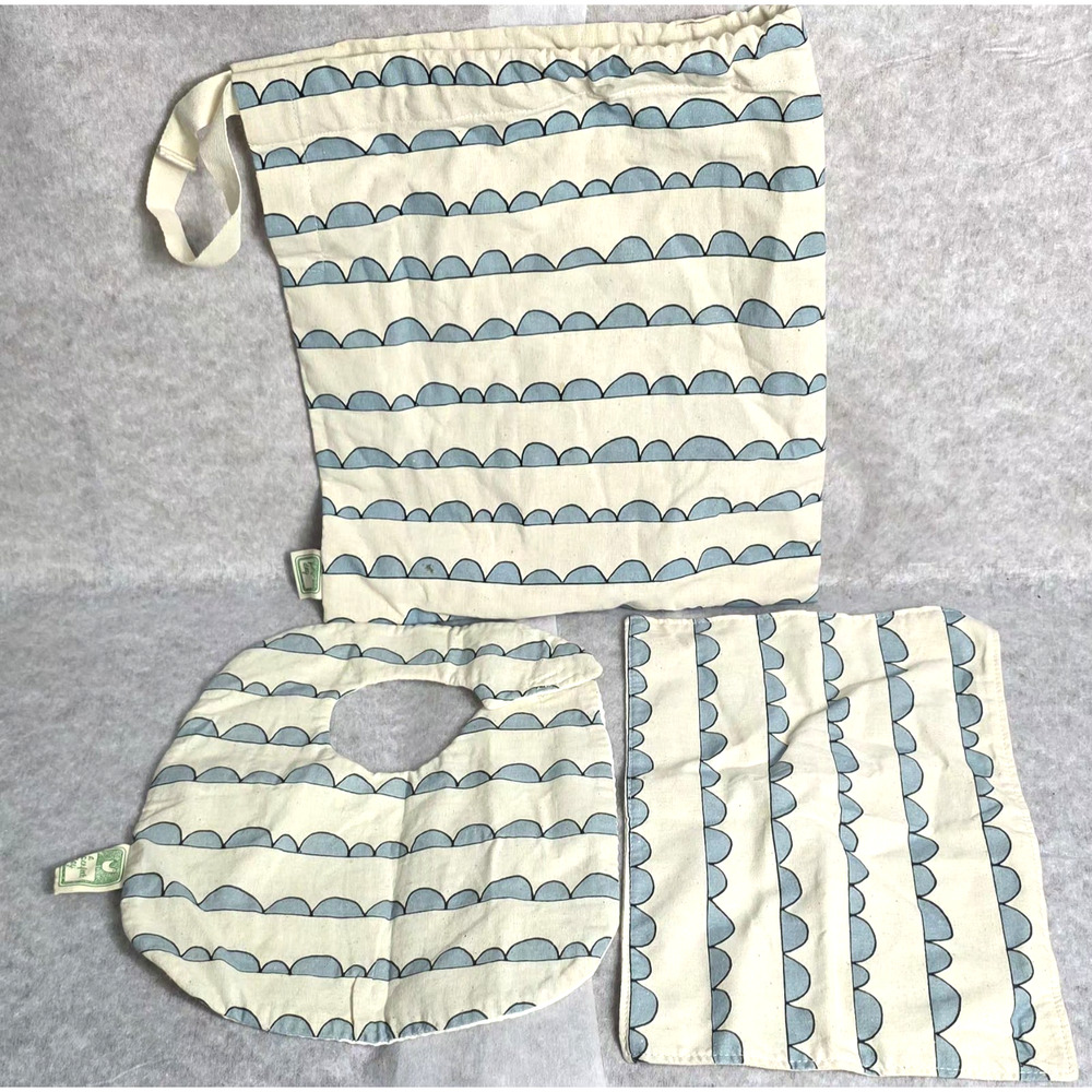A Perfect Day NY Baby Set - Canvas Drawstring Bag, Bib & Burp Cloth - Blue Scall