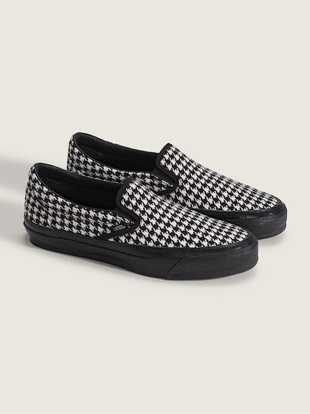 Vans authentic LX 98 slip on
Brand new