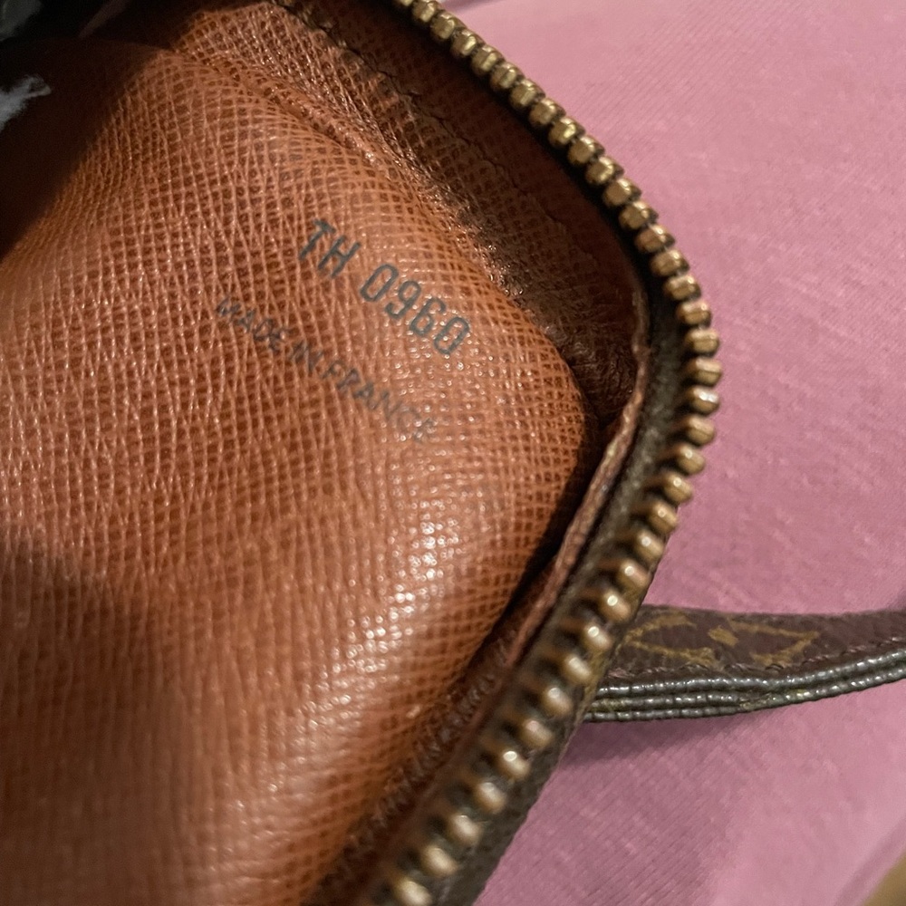 Louis Vuitton
‎ LV monogram Mini Amazone Bag TH0960 - Picture 2 of 14