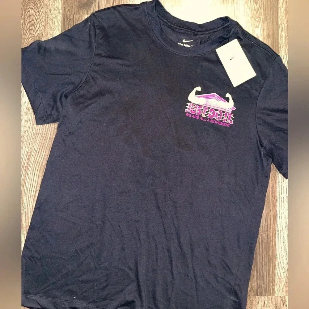 Nike Tee