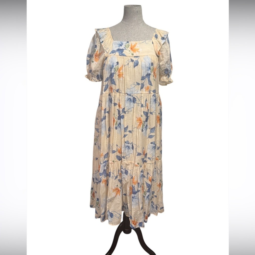 Hayden Watercolor Square necked ruffled shoulder dress. Sz S