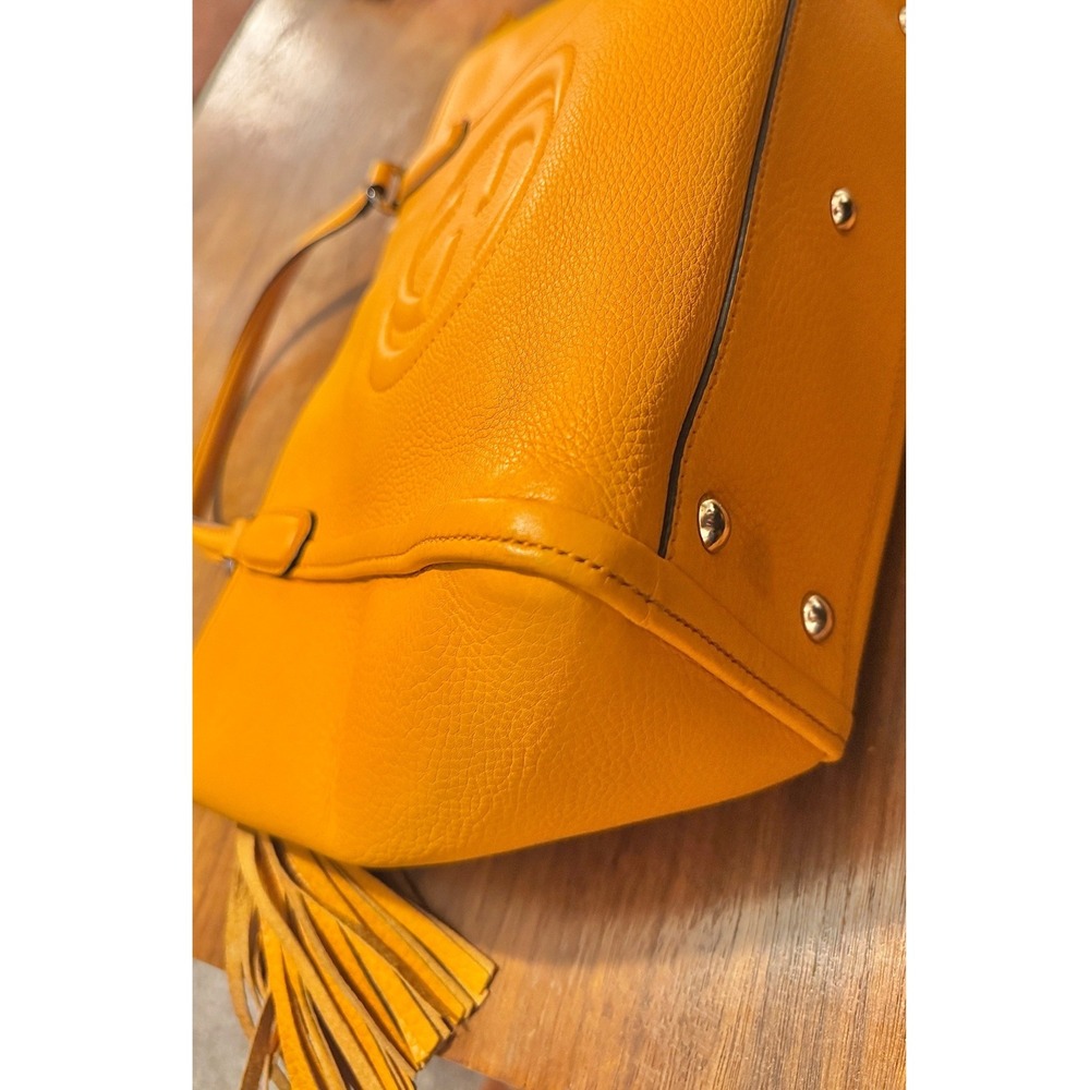 Gucci Soho Small Leather Tote Orange Pebbled Interlocking G Tassel Handbag - Picture 5 of 16