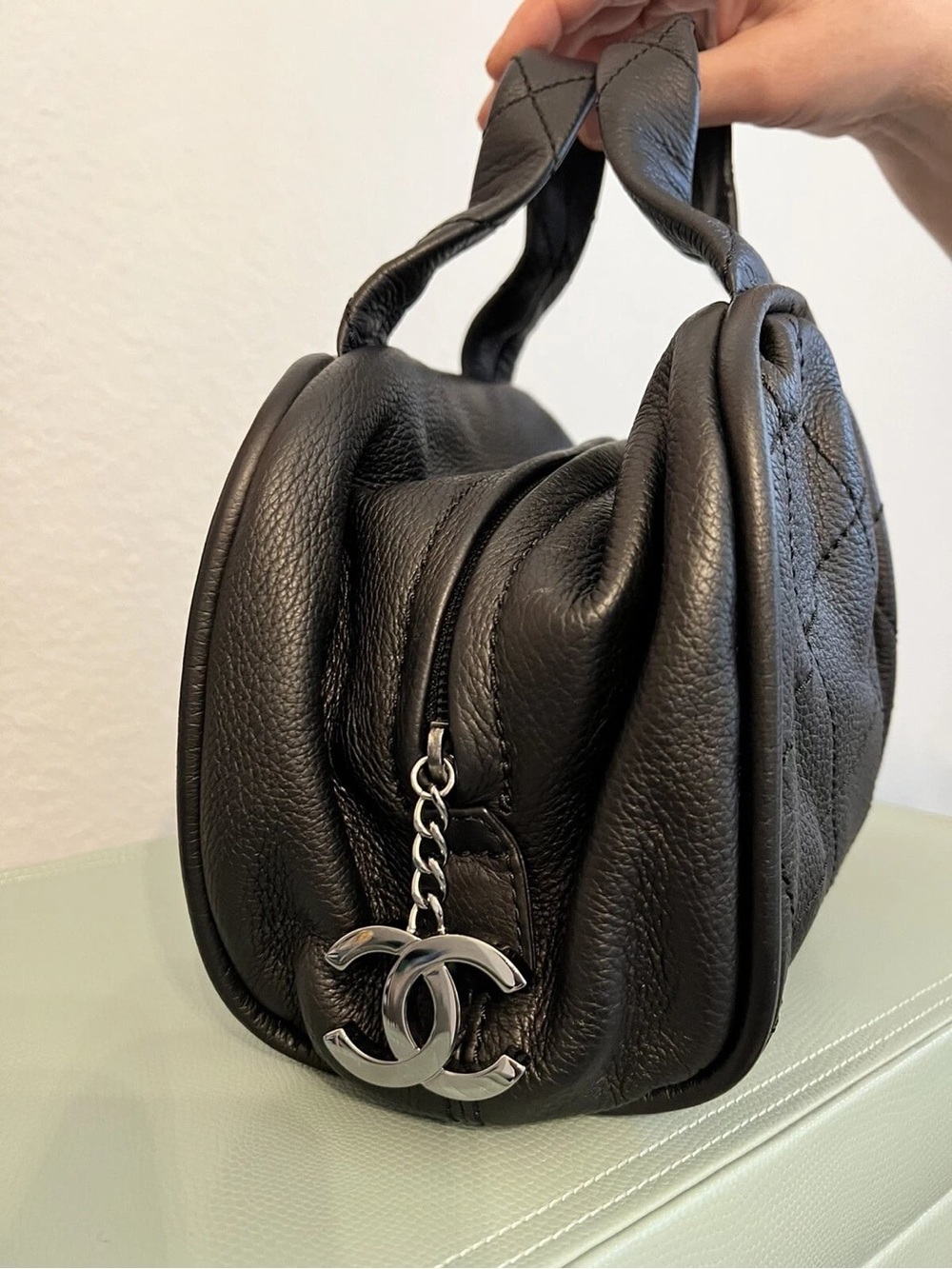 Authentic CHANEL mini quilted le marais bowling black leather bag - Picture 2 of 13