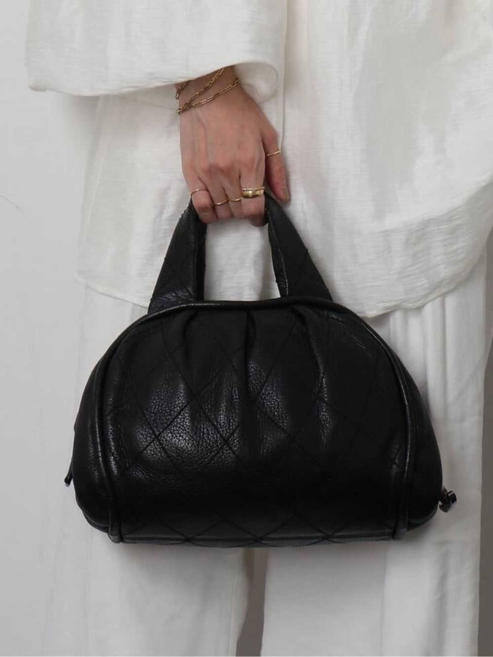 Authentic CHANEL mini quilted le marais bowling black leather bag - Picture 4 of 13