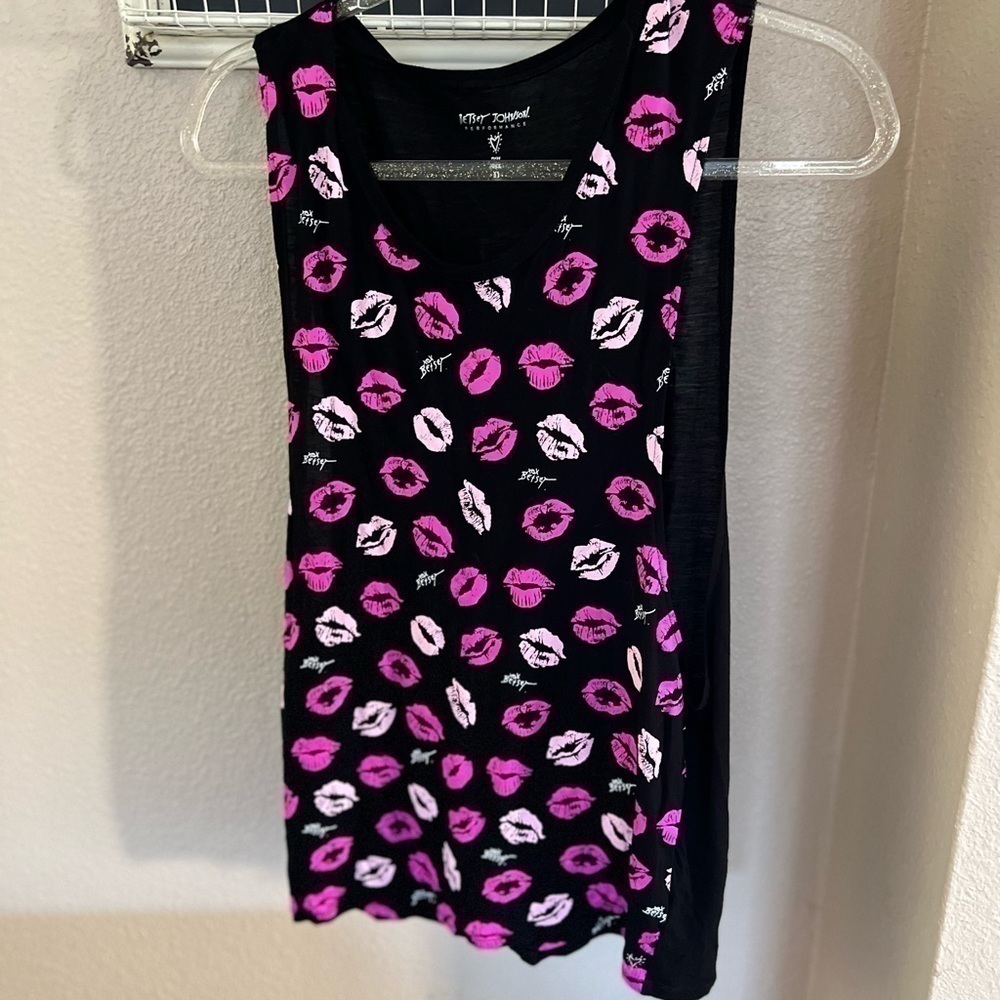 𝅺BETSEY Johnson performance tank top