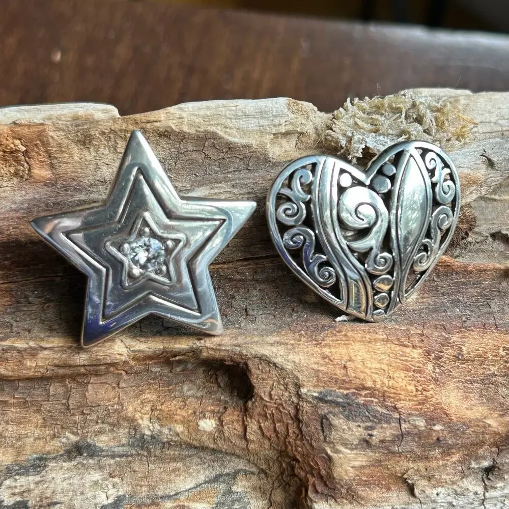 Vintage silver toned magnets from Brighton star heart - Picture 1 of 6