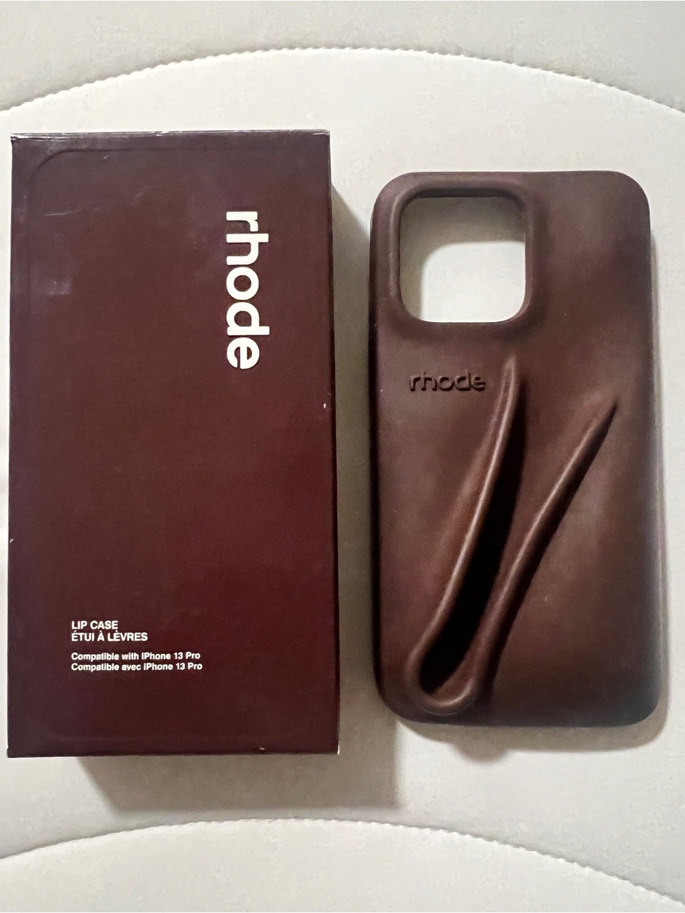 LNIB rhode iPhone 13 Pro Espresso Peptide Lip Holder Silky Silicone Case - Picture 7 of 14
