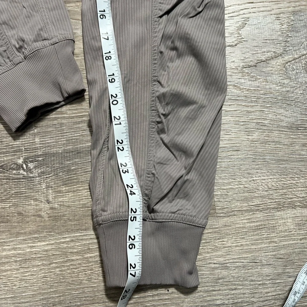 Lululemon Women Casual Pant - Picture 2 of 9