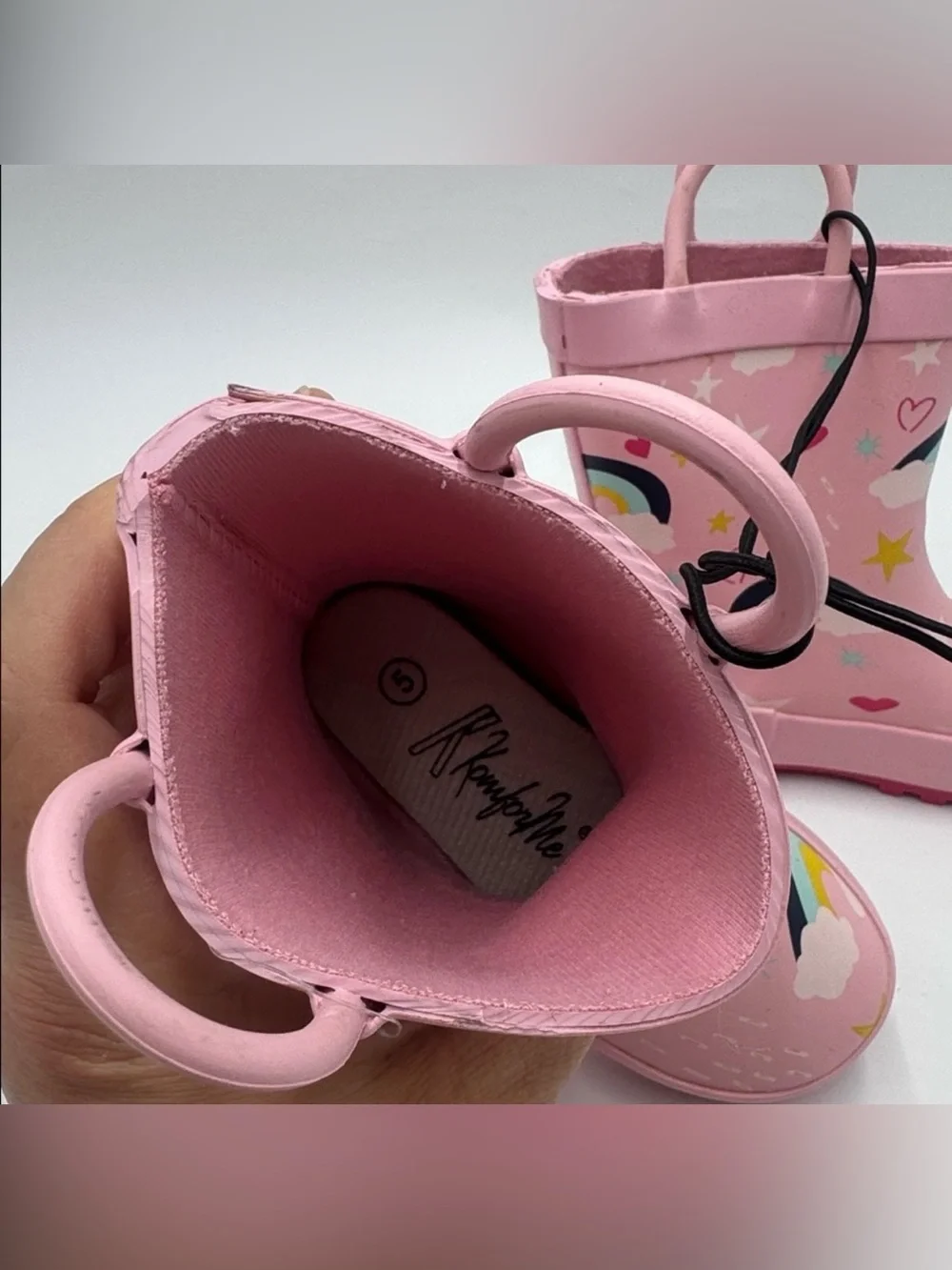 KomfysMe Kids Rain Boots Unicorn Rainbow Pink
Toddler Size 5 - Picture 5 of 8