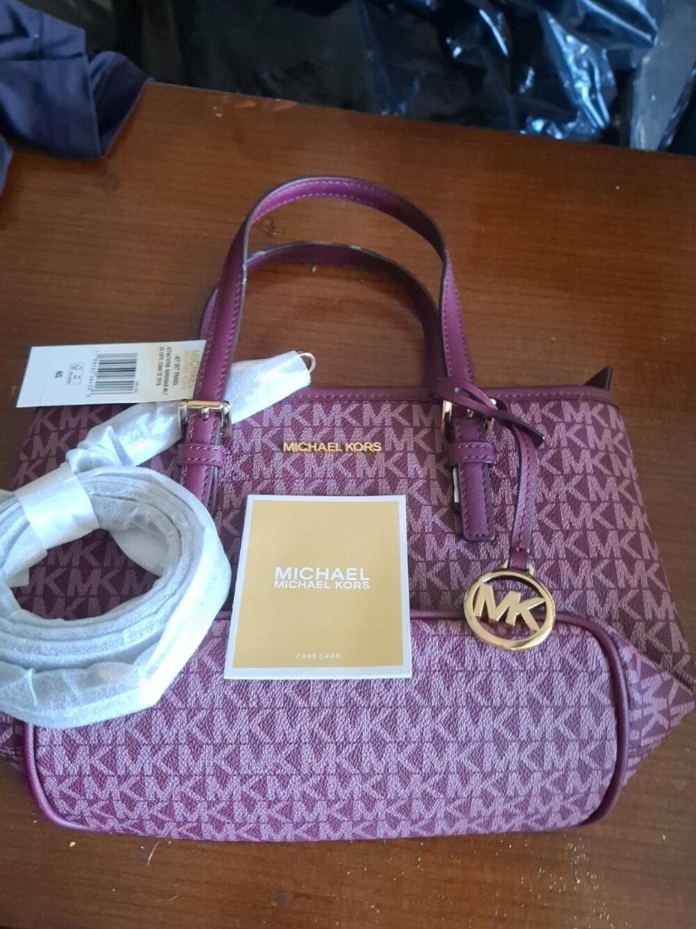 Michael Kors Small Jet Set Purse
