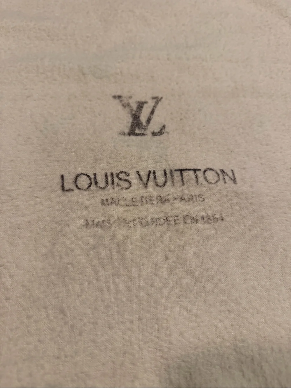 Louis Vuitton Cream Logo Dust Pouch - Picture 2 of 2