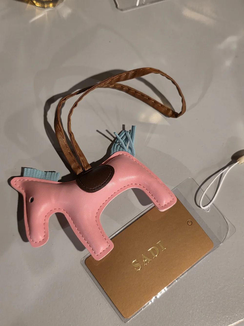 SADI Pink Leather Horse Bag Charm with Brown Saddle - Picture 3 of 4
