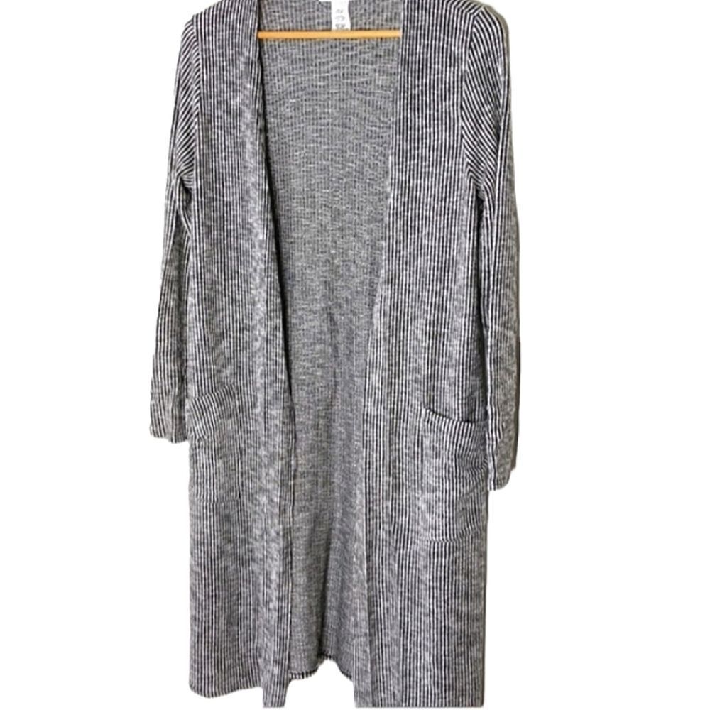 Caution To The Wind Black And White Stripe Fuzzy Open Robe size L