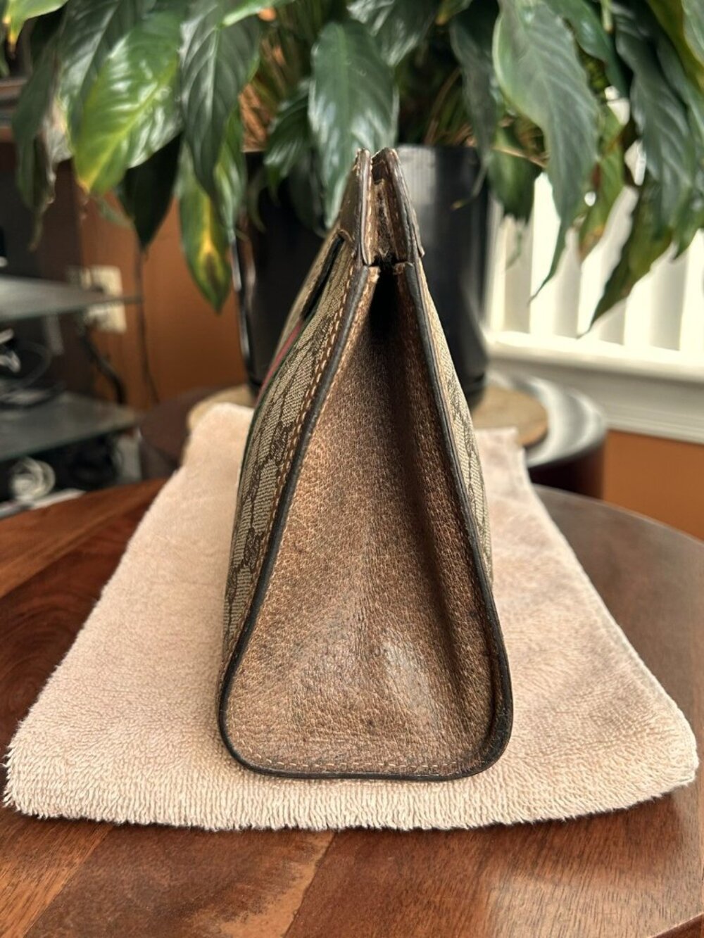 GUCCI GG Supreme Web Sherry Line Clutch Pouch, Brown, Taupe - Picture 5 of 11