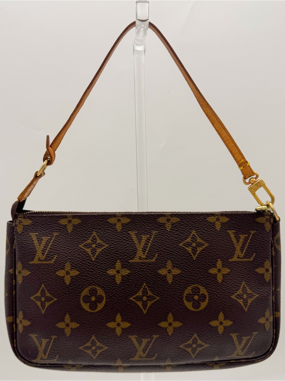 Louis Vuitton Monogram Pochette