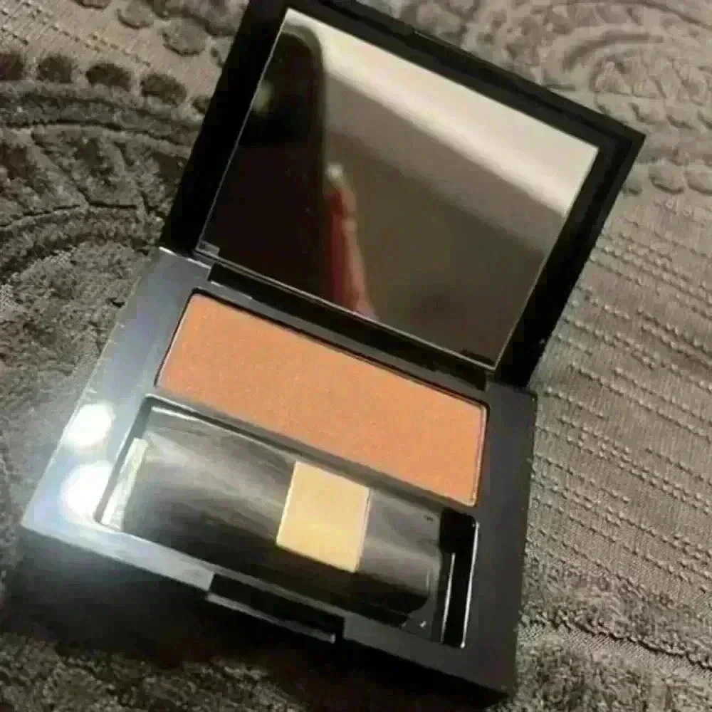 Estēe Lauder Bronze Goddess Powder Bronzer ~ Medium ~ Travel Size~ NEW!